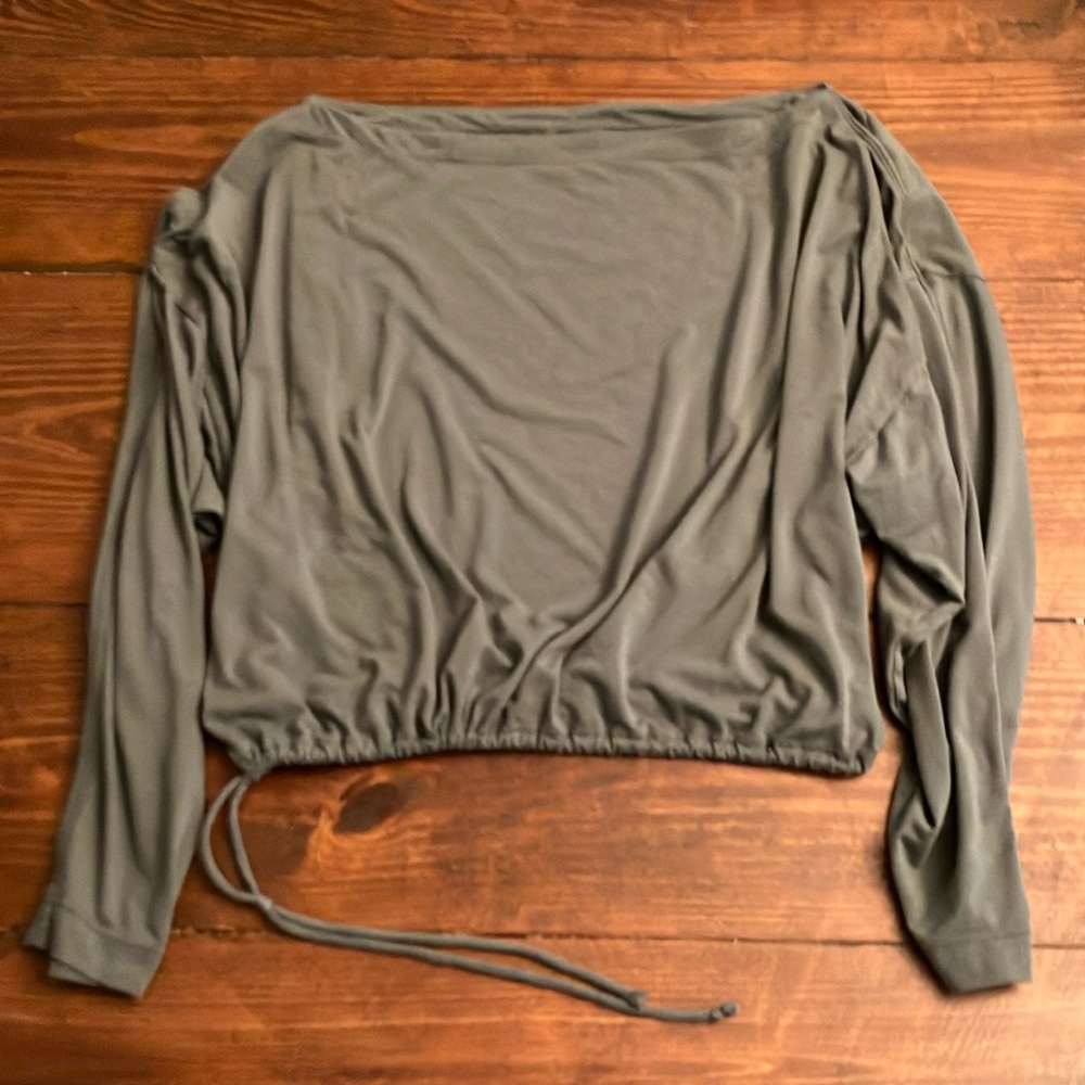 Athleta wide neck cinch-waist LS top, size S